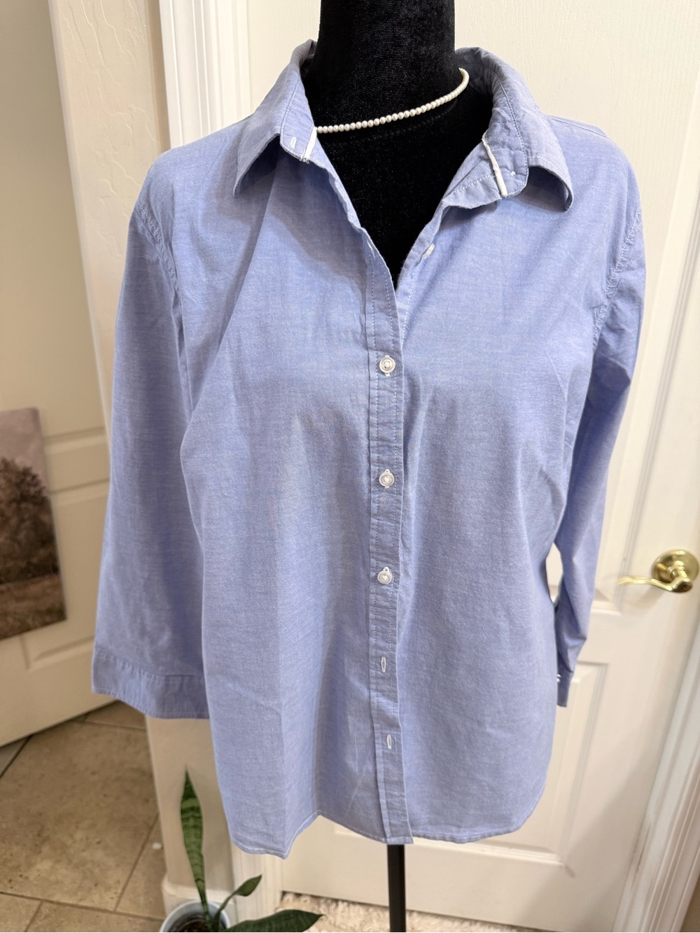 Izod Light Blue 100 % Cotton Button Down Oxford Shirt Long Sleeve Women’s Size M